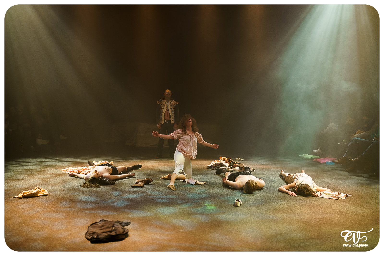 UN SONGE, UNE NUIT, L'ETE (CIE DU MATAMORE)